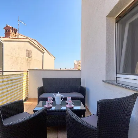 Apartment Donata Premantura Exterior photo