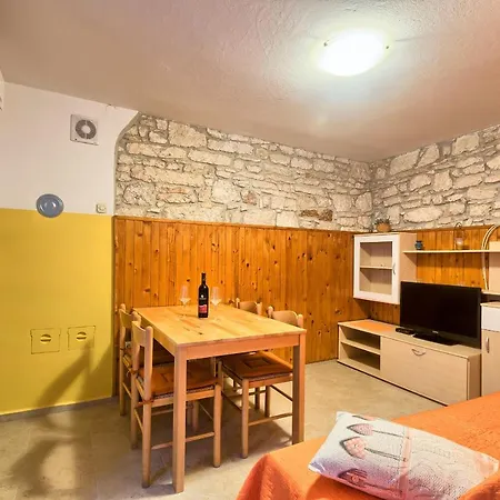 Apartment Donata Premantura Exterior photo